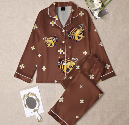 Bee pajama set for women, Brown long sleeve top and pants, Cute kawaii sleepwear, Soft cozy loungewear, Adorable gift idea, Perfect for her