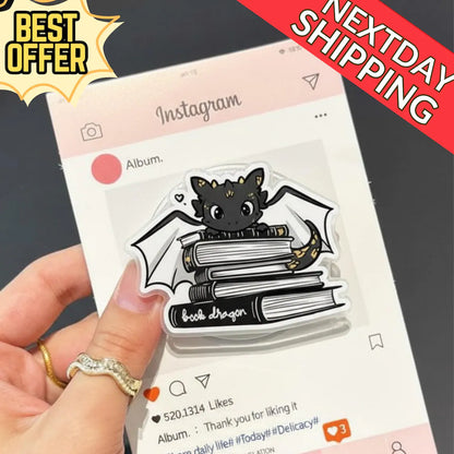 Book Dragon Magnetic Phone Holder : Cute Dragon on Stack of Books MagSafe Kindle Grip, Perfect Gift for Book Lovers, Phone grip