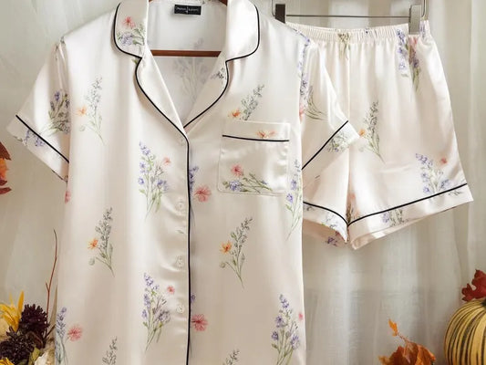 Wild Flowers Satin Pajamas Set, Wildflower Pajamas, Floral Pajamas Set, Aesthetic Flower Pajamas, Natural Lover Pajamas, Plant Lover Pajamas