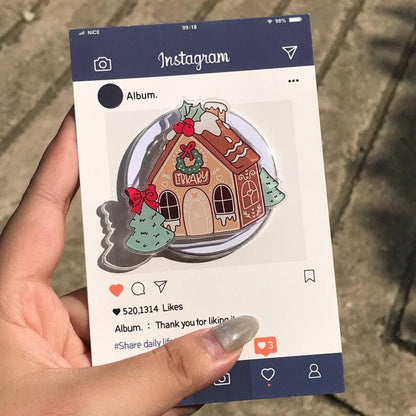 Gingerbread Library Magnetic Phone Grip: Festive Christmas Popgrip with Holly & Wreath, Cute Winter Phone Holder, Perfect Holiday Gift