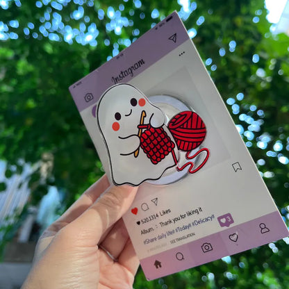Ghost Magnetic Phone Grip: Cute Ghost with Yarn Magsafe Phone Stand, Kawaii Ghost-Inspired Phone Holder, Perfect Gift for Craft Lovers