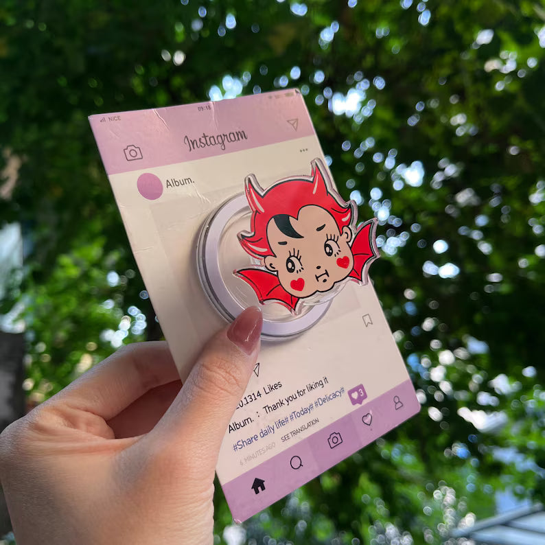 Devil Girl Magnetic Phone Holder: Cute Retro Devil Phone Grip, Kawaii Magsafe Phone Holder, Perfect Gift for Halloween & Pop Culture Lovers